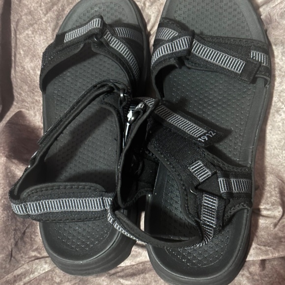 Men’s size 13 sandal new main image 5